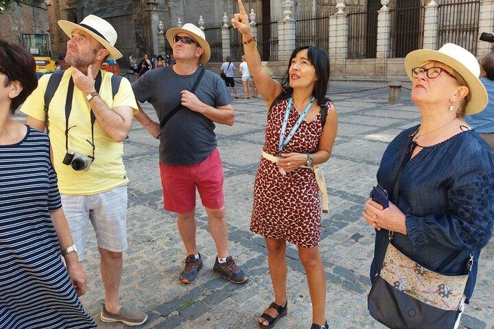 Visite guidée privée d'une journée complète de Madrid à Tolède dans un véhicule de luxe