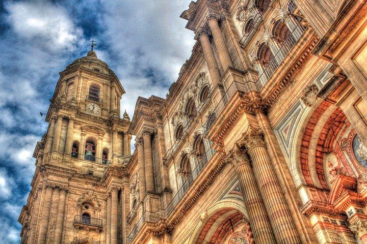 Escape Tours® Malaga - Self-guided citygame. Find the exit!