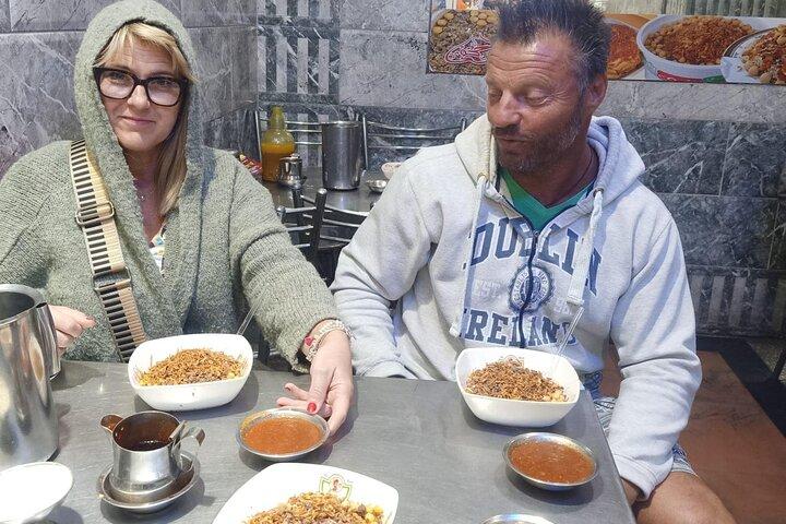 プライベートカイロシティツアーの昼夜を問わず、食事と馬車が含まれます