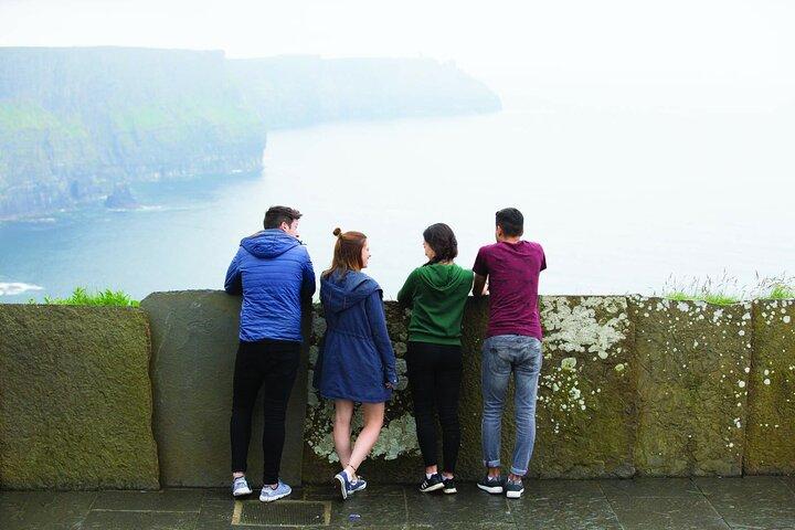 Bunratty Castle / Cliffs of Moher Experience