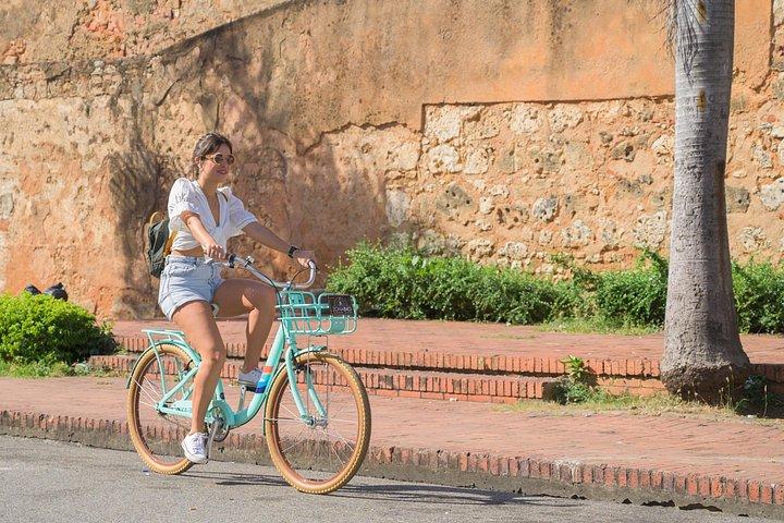 2 時間自転車レンタル コロニアル ゾーン / サント ドミンゴ