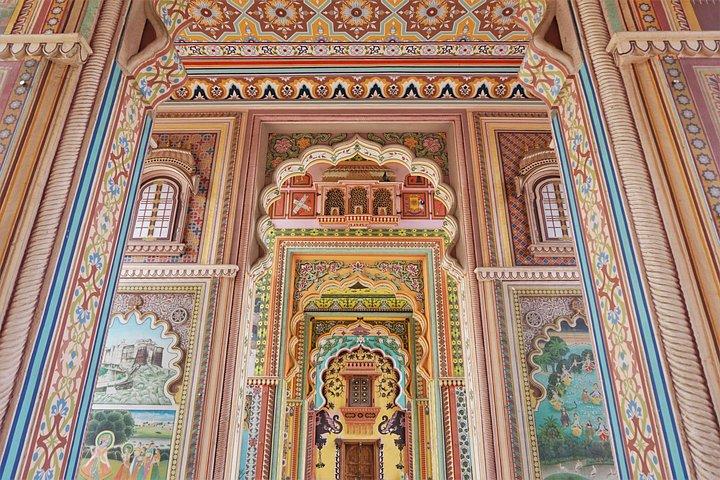 インドのタージ マハル、タイガース、宮殿、要塞を巡る 7 日間のプライベート ツアー