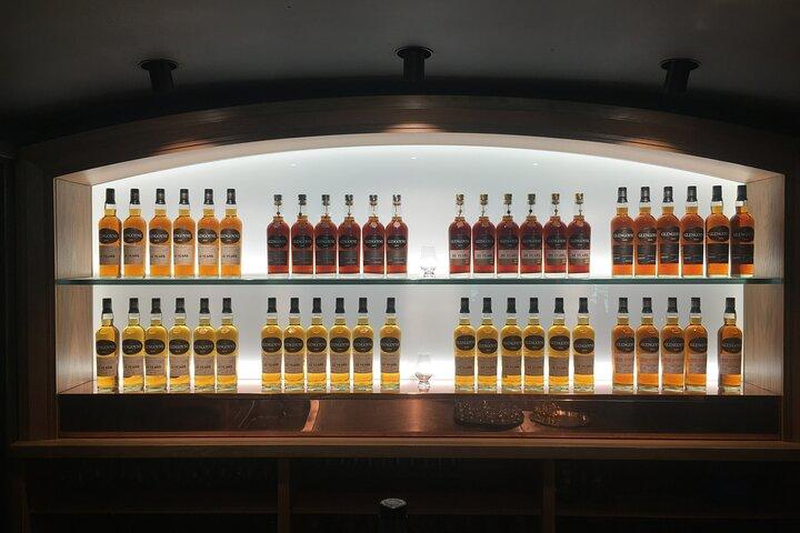 Stirling Castle, Loch Lomond Walk & Whisky Distillery Tour from Glasgow