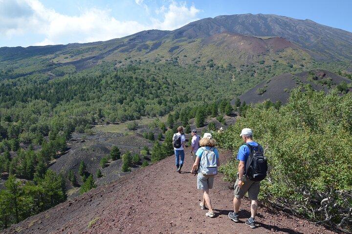 Etna Morning Tour, cavernas e crateras