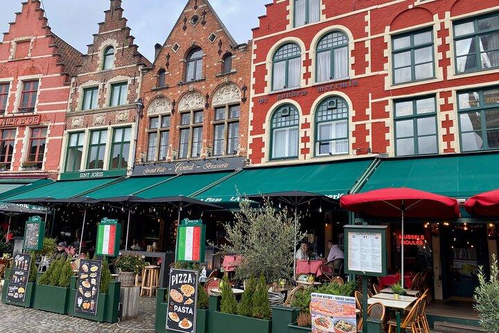Bruges Highlights, Boat, Beer, Chocolate Day trip from Paris