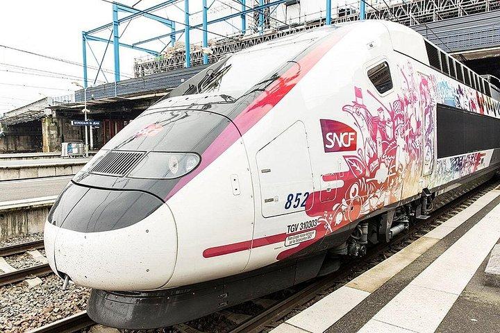 パリのホットへのプライベート片道乗り換えfrm鉄道駅1〜3