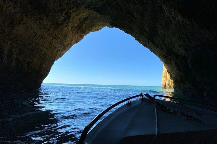 Boat tour Benagil Caves