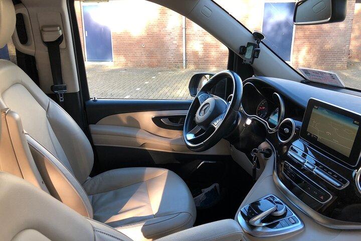 Amsterdam Airport Schiphol (AMS) Private Transfer to Amsterdam