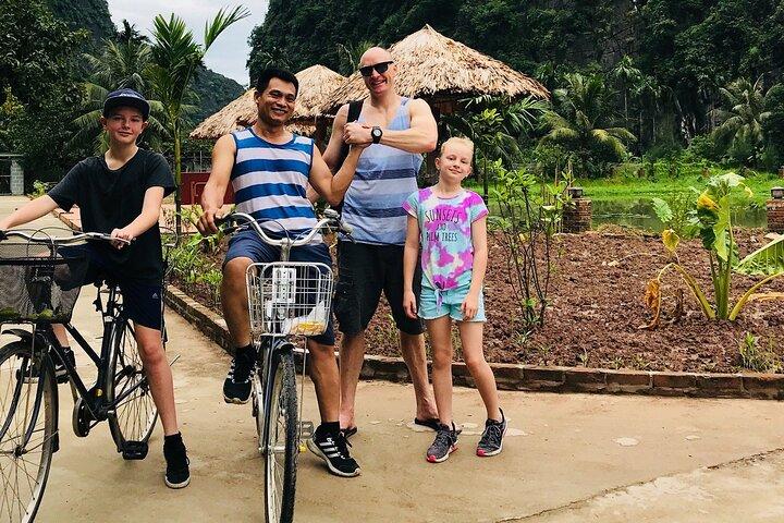 4days Easy＆Free Hanoi-Halong Bay-Ninh Binh with English Speaking Driver