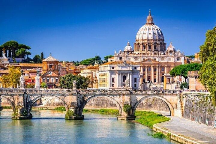 Coliseo, Museos Vaticanos y otros lugares Tour Privado de 2 Días
