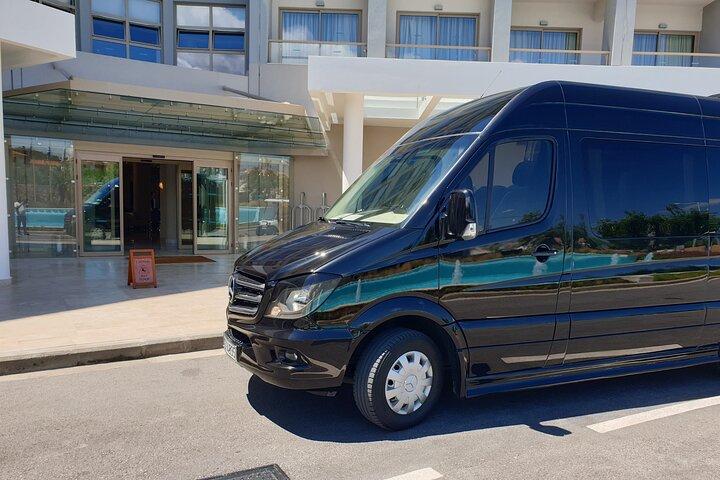 Privat transfer till IKOS OLIVIA