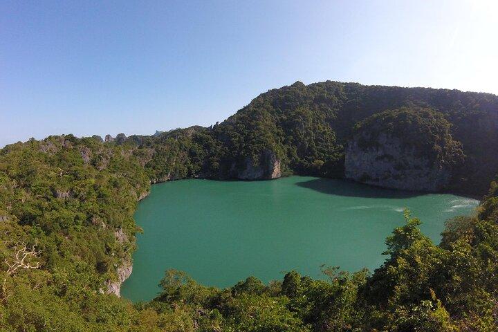 Visite VIP en petit groupe du parc marin national d'Angthong