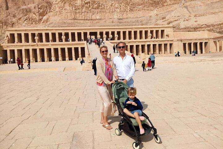 Luxor Layover Privat Tour to East and West Bank with lunch