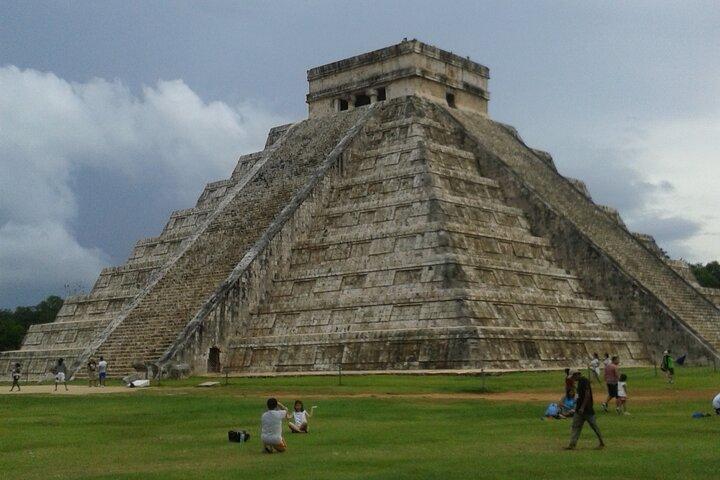 Tour de Día Entero Chichén Itzá y Cenote desde Playa del Carmen