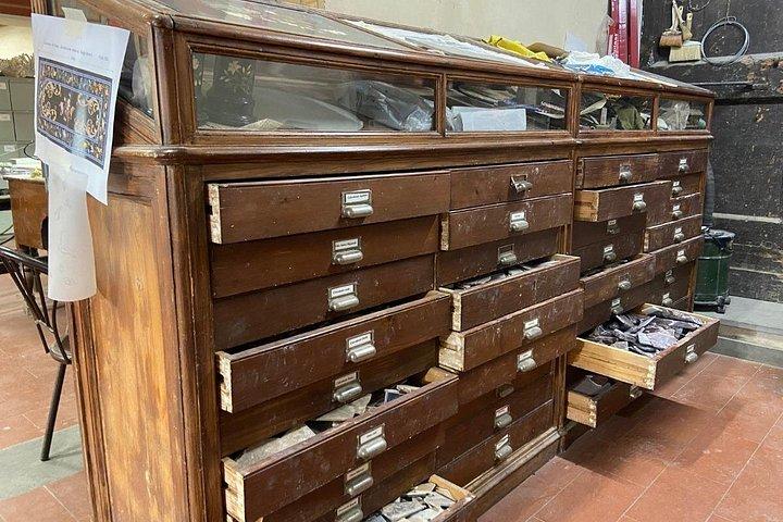 Florence Traditional Local Artisan Experience