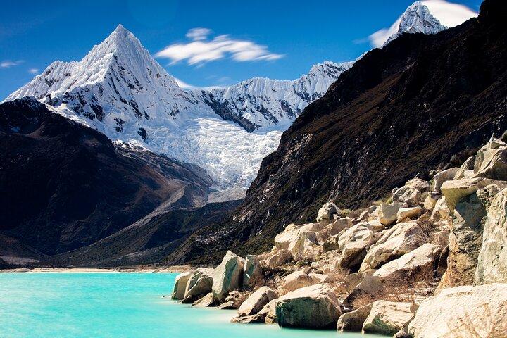 Paron Lake Ganztagestour