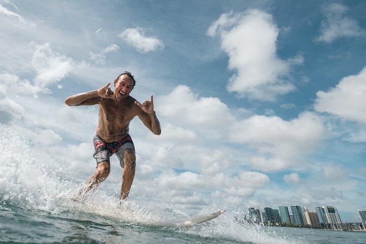 Group Surf Lesson in Honolulu