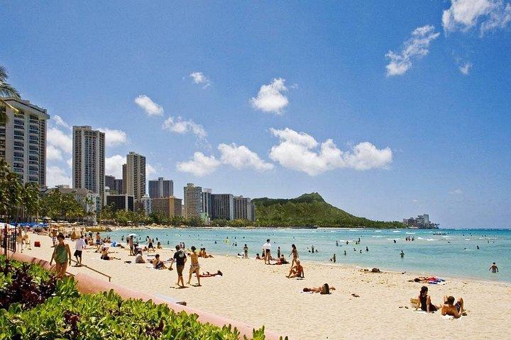 ホノルル HNL 空港往復プライベート送迎 (SUV)
