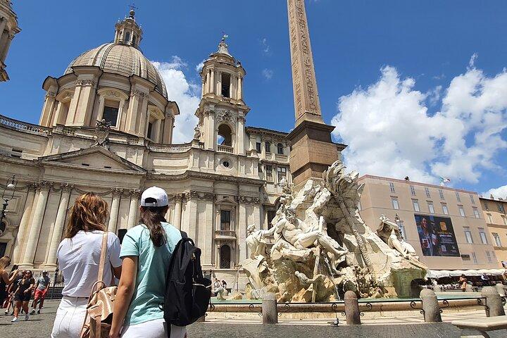ローマ市内中心部の必見スポット ツアー、ローカル ガイドと伝統的なペストリー ストップ