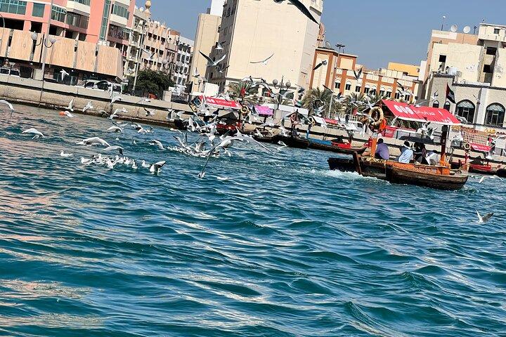 Tour do Dubai: Mercado local, degustação, Dubai creek com Abra ride