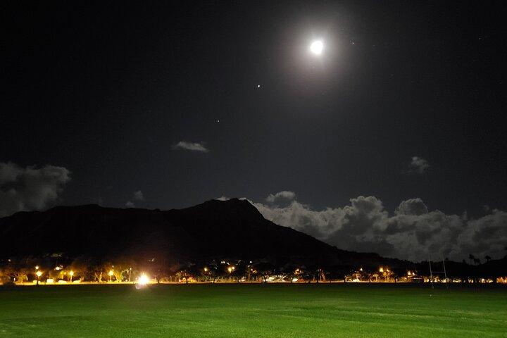 Tour de fantasmas de los manifestantes nocturnos de Waikiki