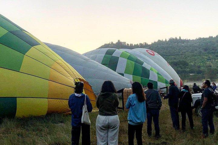 トスカーナ州キャンティ渓谷での熱気球体験