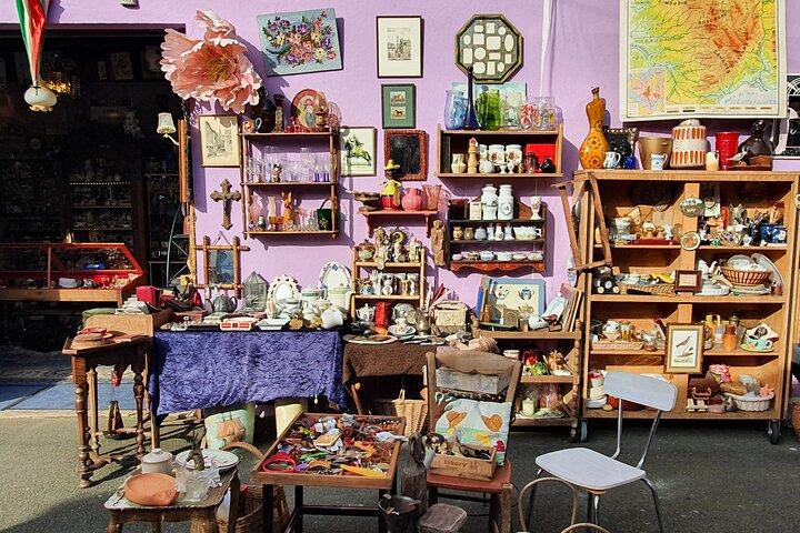 骨董品の蚤の市でパリプライベートショッピング