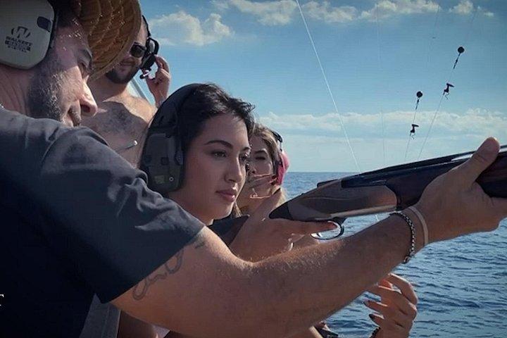 オーシャンスキート射撃付きプライベートチャーター海釣り
