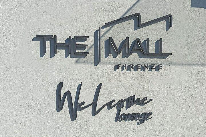 Luxe winkelen ervaring : privéchauffeur naar The Mall & Prada