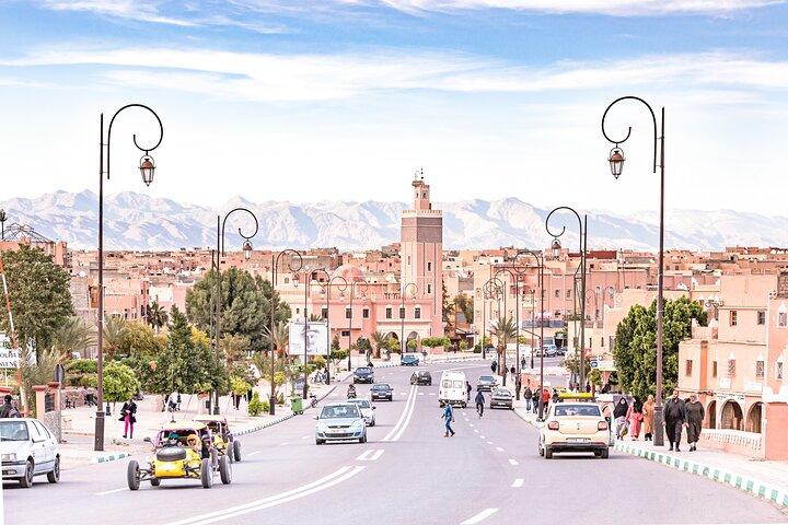 PRIVATE CAR TRANSFERS: Travel Morocco by car