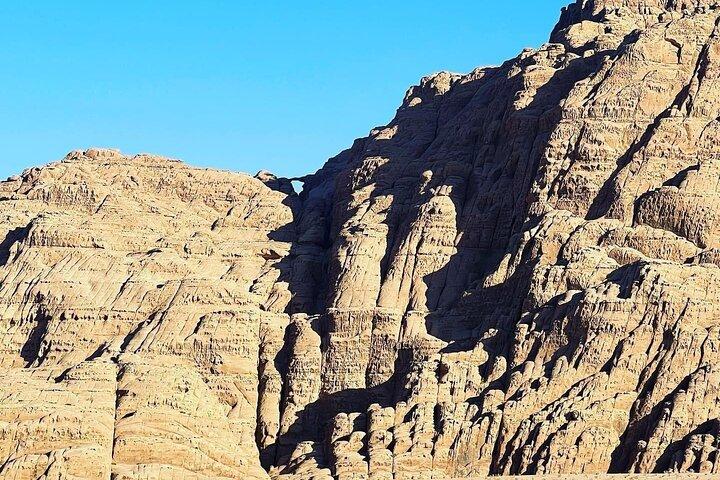 Heldags Jeep och Camel Tour