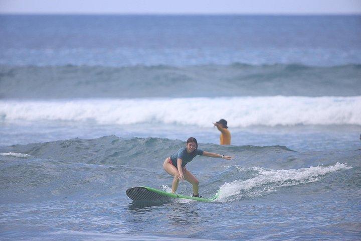 Kona Surf Lesson in Kahaluu