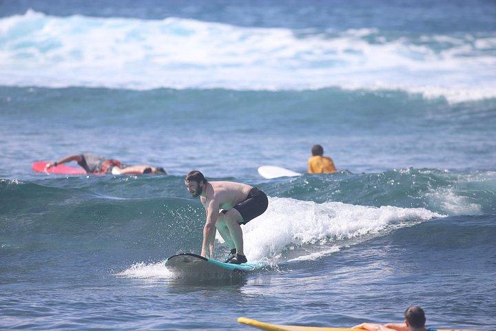 Kona Surf Lesson in Kahaluu