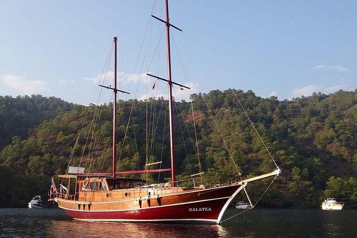 パロス島：アンティパロス島、ブルー ラグーン、デスポティコへのグレット クルーズ 25 名様