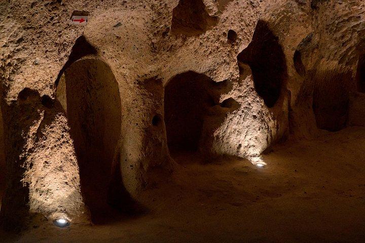 2 Days Cappadocia Tour from Istanbul with Cave Hotel & Balloon Ride