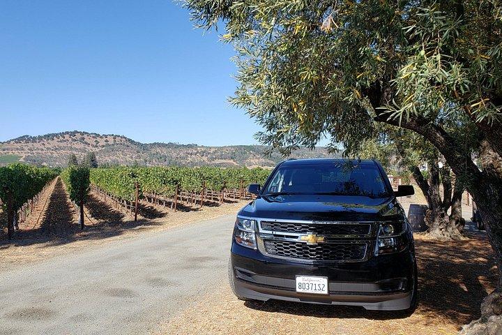 8 Hour Private Napa Wine Tasting Tour with a Sample Stops