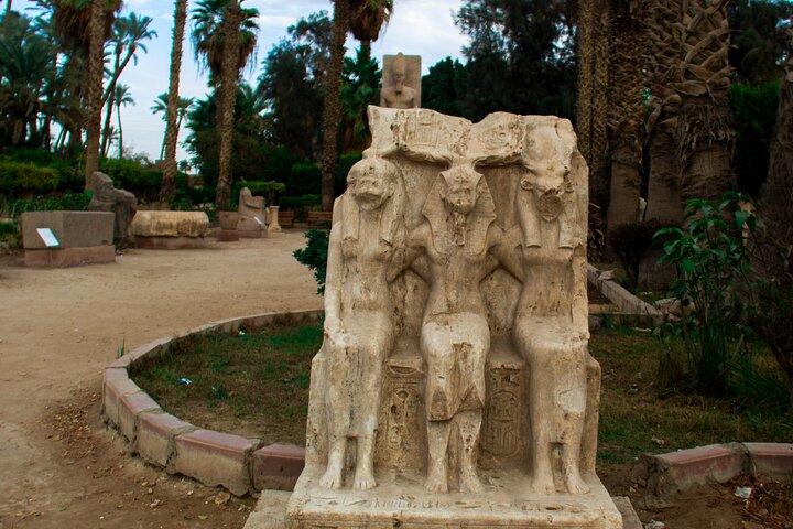 Sakkara-Pyramide und Memphis City Private Tour