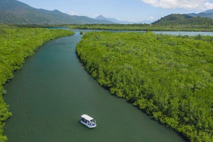 Combo Cairns: Cruzeiro no rio Cairns e pequenos grupos turísticos da cidade de Cairns