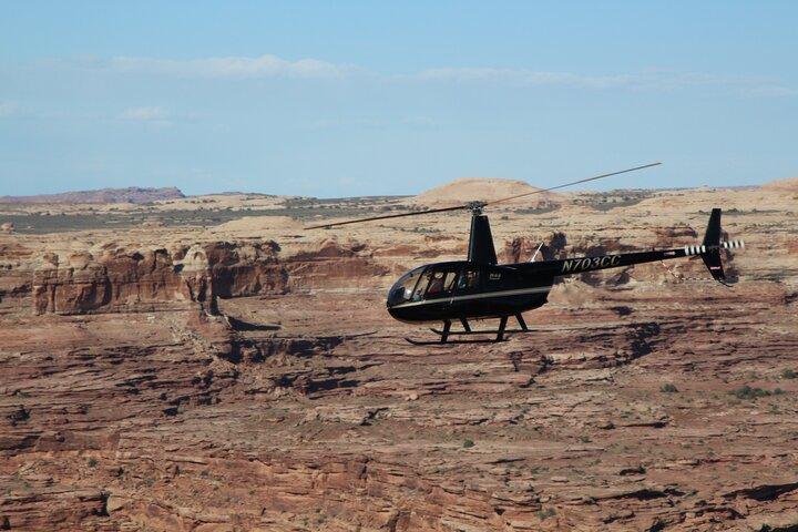Visite de l'île dans le ciel et le canyon Country Heli - 45 minutes
