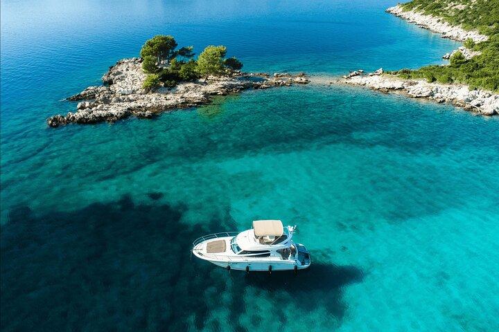 Excursion privée d'une demi-journée en yacht aux îles Elafiti