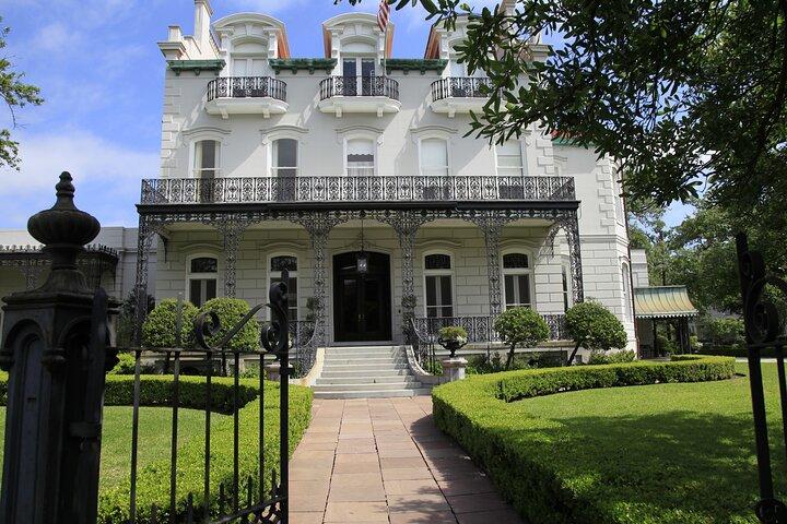New Orleans Garden District - À votre rythme. Visite audiovisuelle téléchargeable.