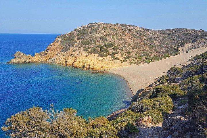 クレタ島 : ヴァイパームの森、イタノス島＆エリムーポリビーチロードトリップ