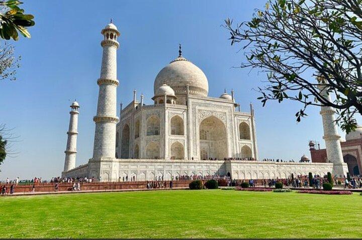 Privat Taj Mahal Tour med Gatimaan Express Train