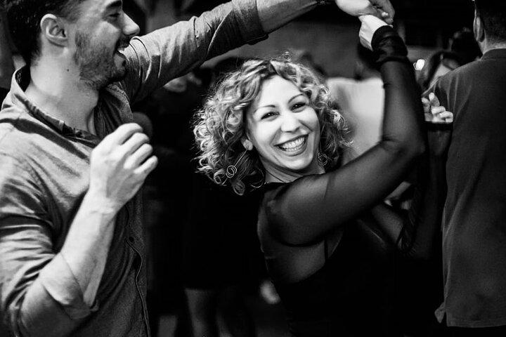 Atene Salsa Lovers Dance Experience