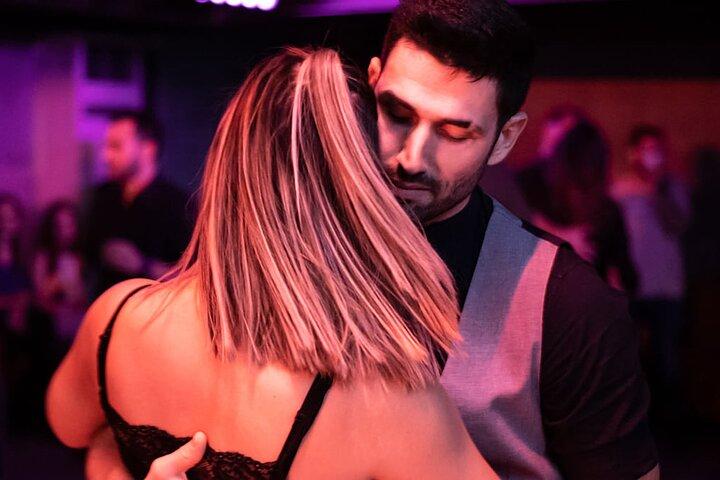 Atene Salsa Lovers Dance Experience