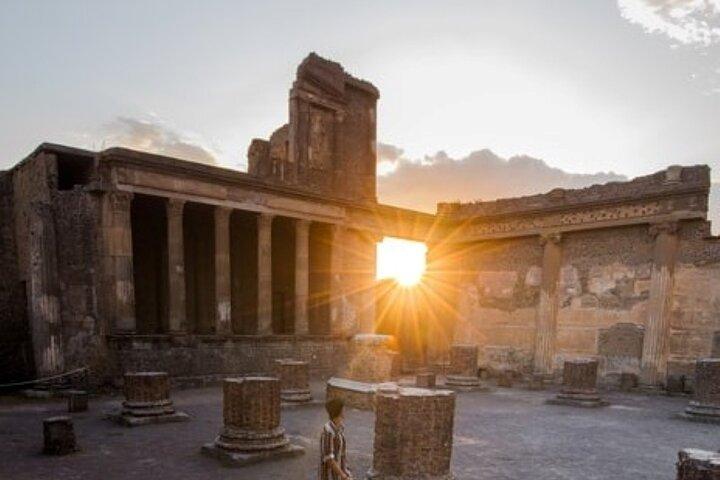 Privat rundtur i Pompeji eller Herculaneum vid solnedgången