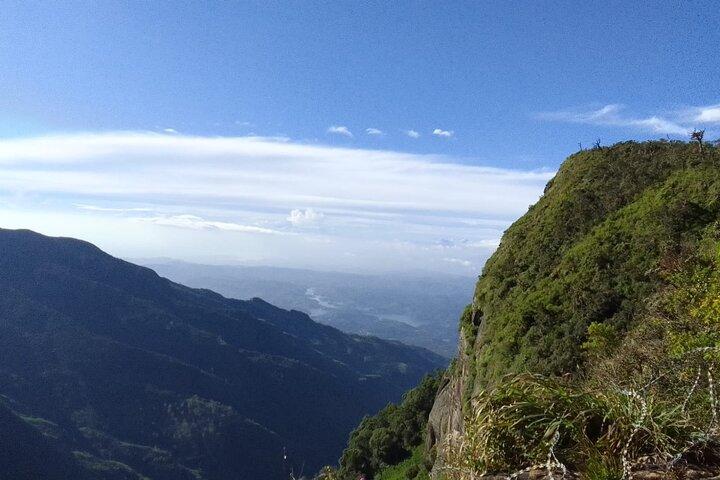 Horton Plains-World's Tour et visite de l'usine de thé de Nuwaraeliya
