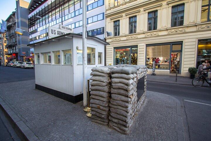 Berlin: visite privée à pied de la guerre froide avec guide