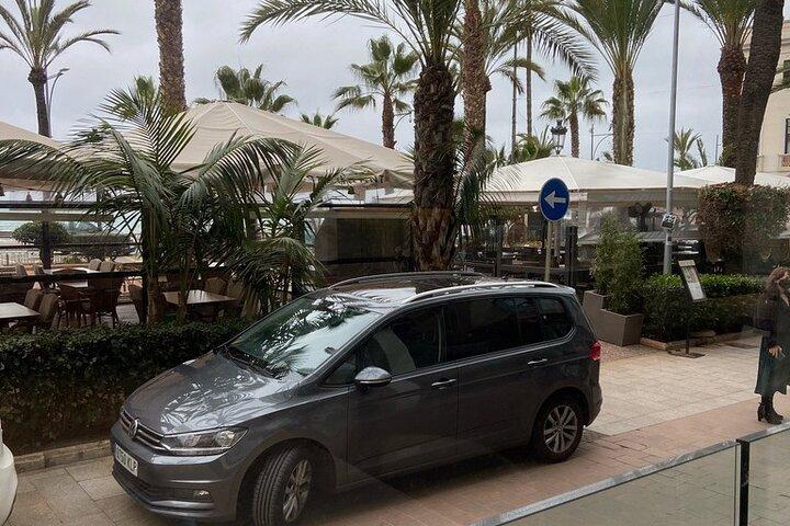 La Roca Village: privat rundresa