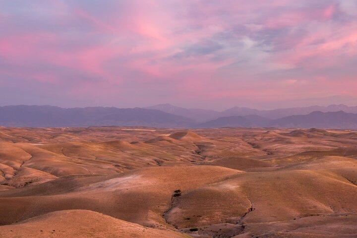 Amazing Dinner in Agafay Desert with Sunset and Berber Camp